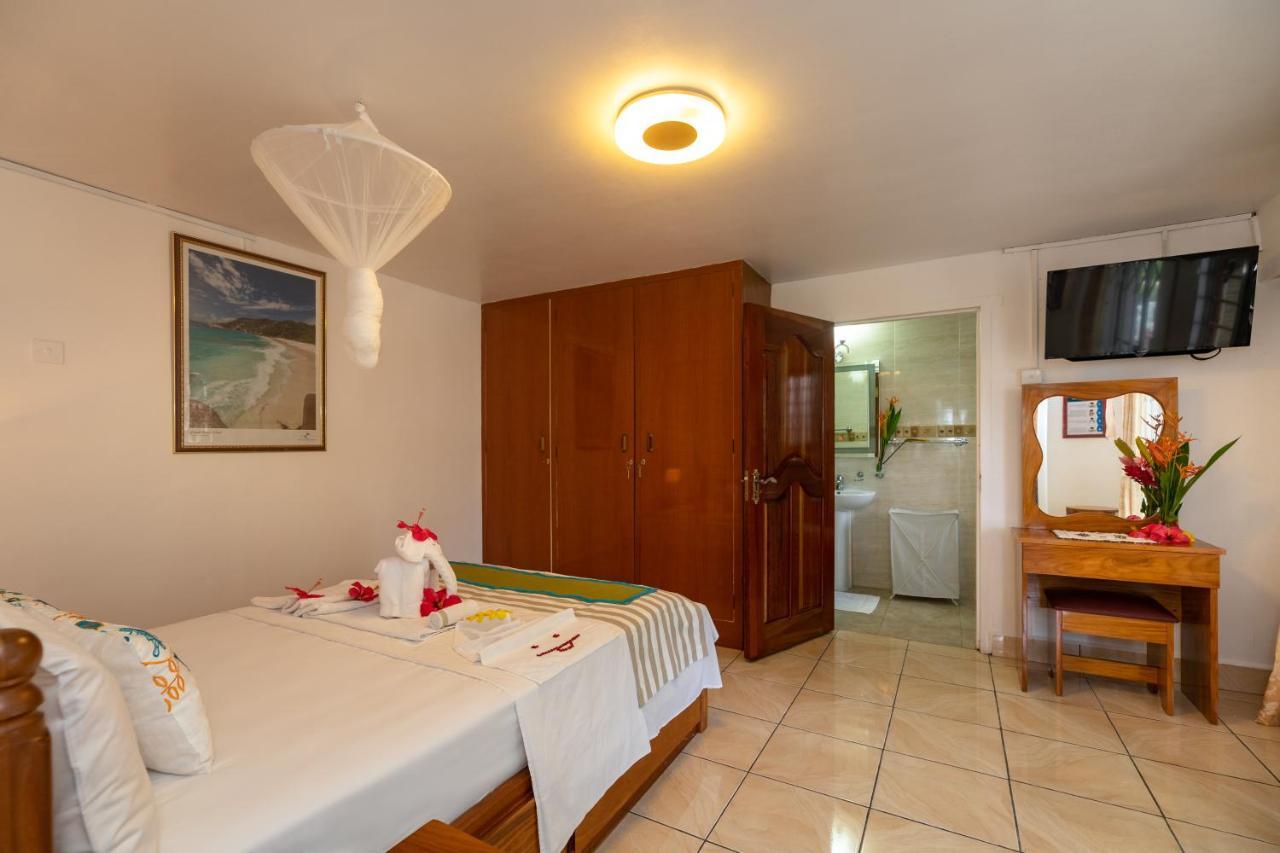 Janes' Serenity Guesthouse Anse a La Mouche Экстерьер фото