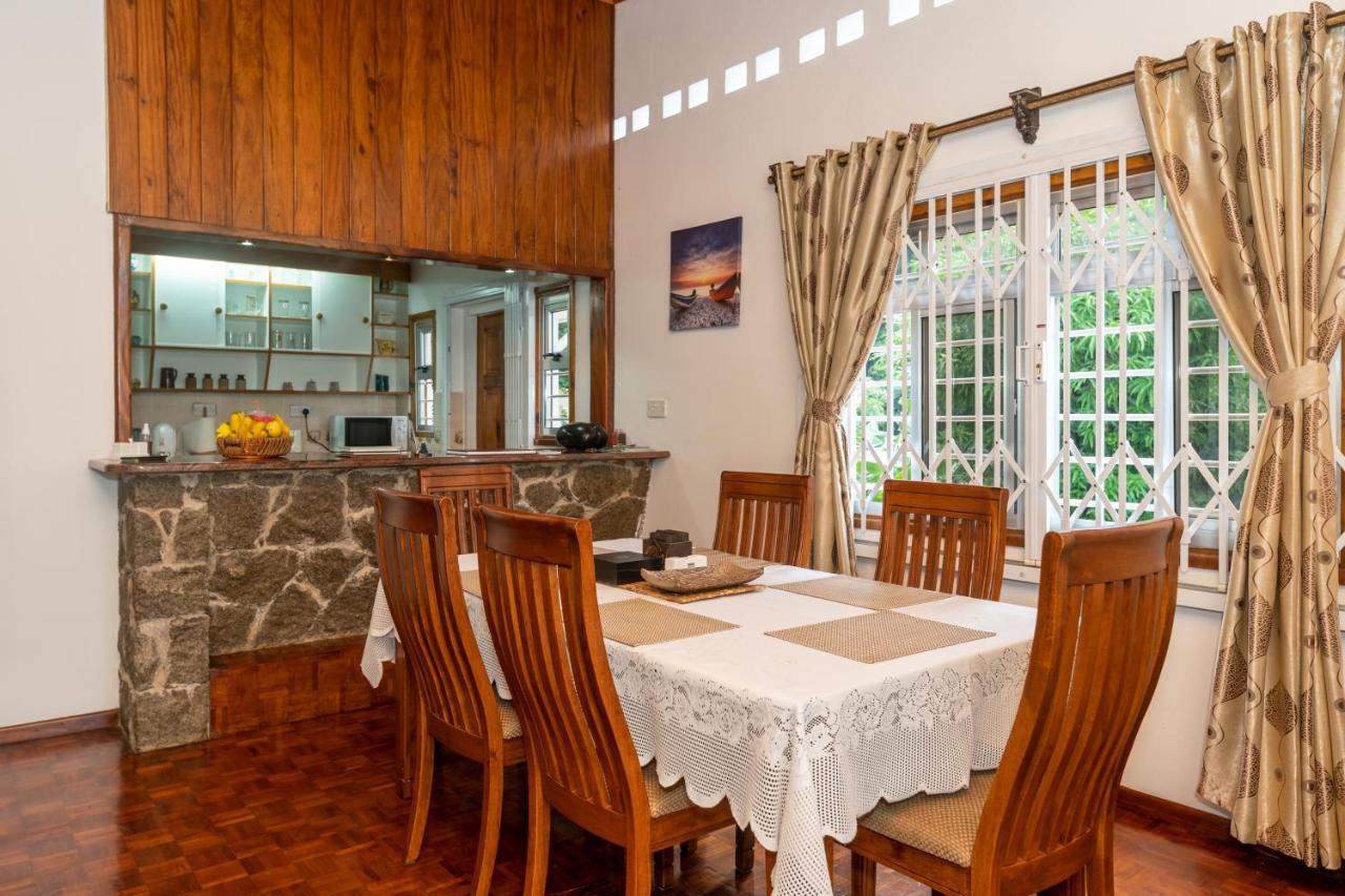 Janes' Serenity Guesthouse Anse a La Mouche Экстерьер фото