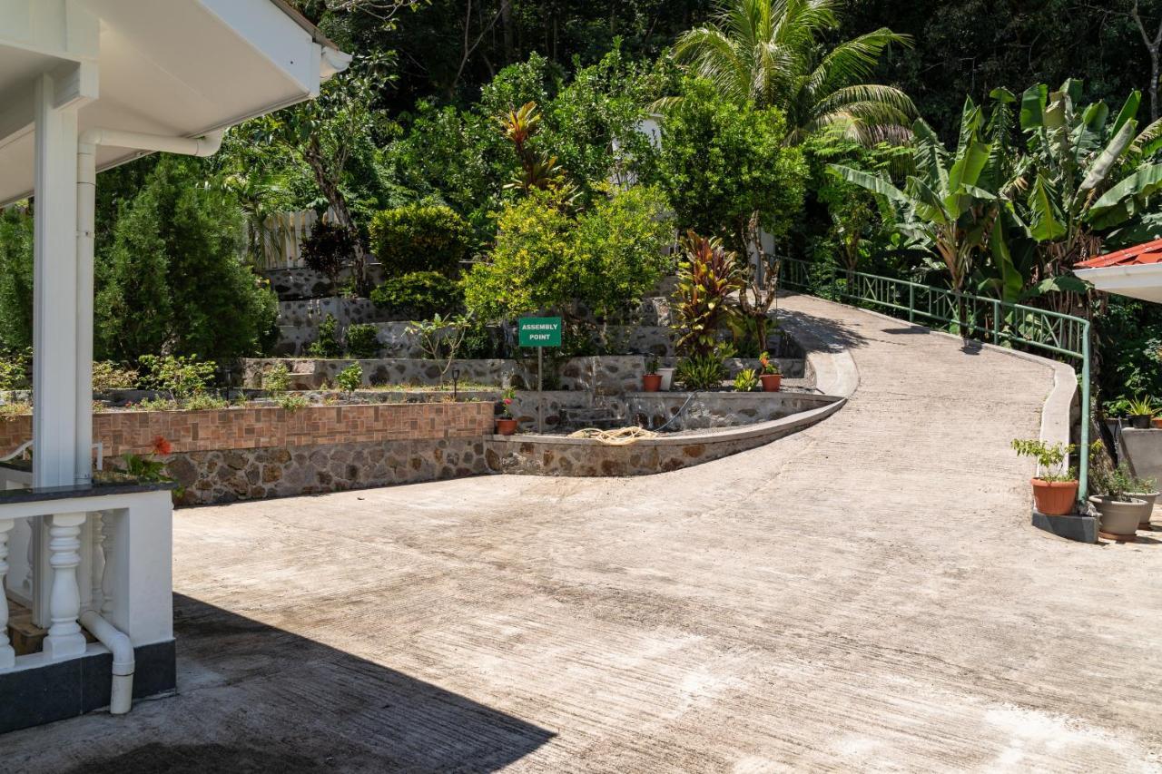 Janes' Serenity Guesthouse Anse a La Mouche Экстерьер фото