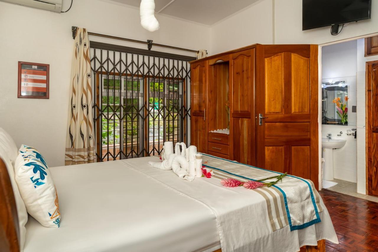 Janes' Serenity Guesthouse Anse a La Mouche Экстерьер фото