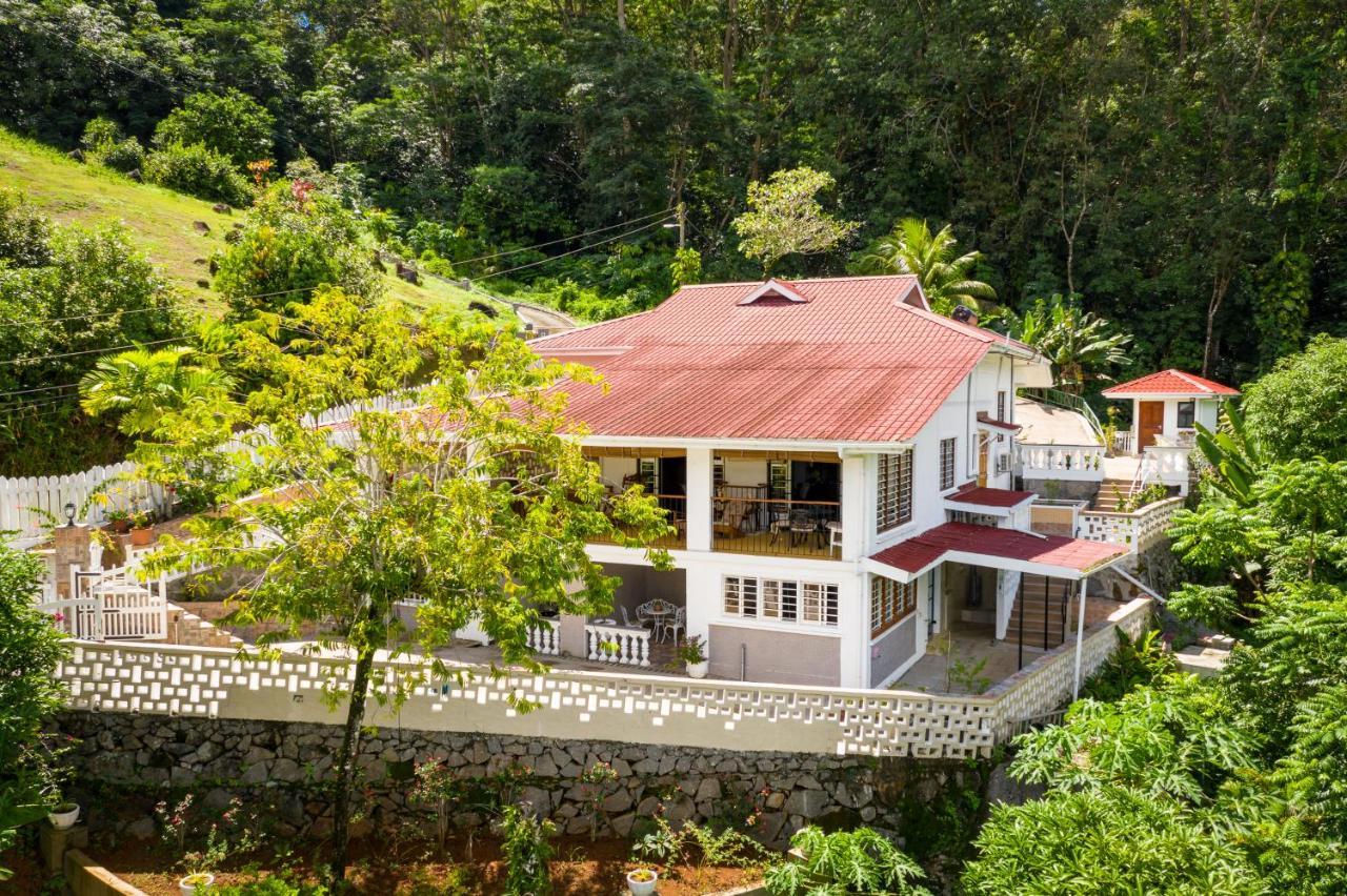 Janes' Serenity Guesthouse Anse a La Mouche Экстерьер фото